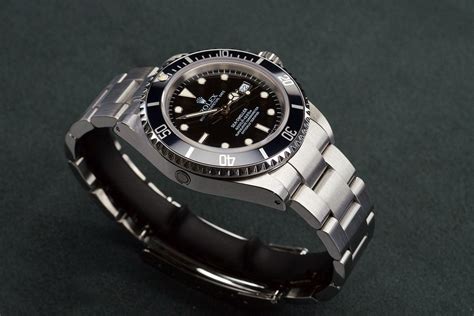 rolex sea-dweller 4000 serial numbers